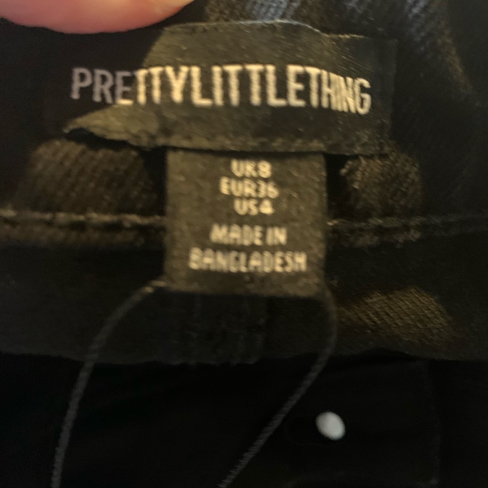 💠SOLD💠NWT Pretty Little Thing Women’s Jan’s in a black Size 6 - Picture 13 of 14